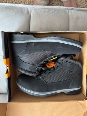 Lugz Black Lace-Up Men's Work Boots